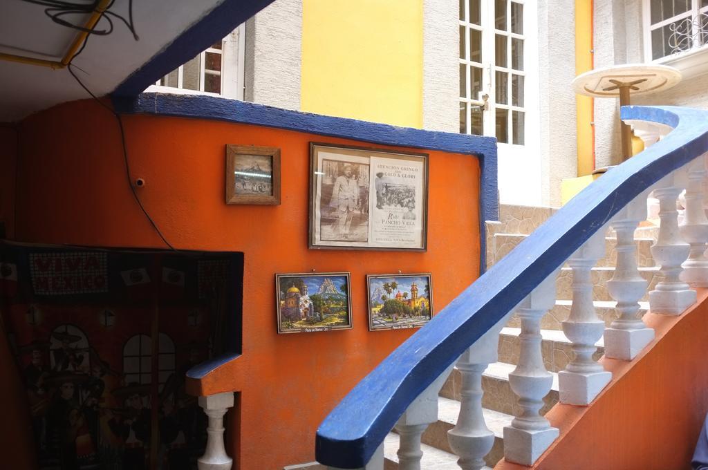 Hostel 399 Conejos Y Yo 墨西哥城 外观 照片